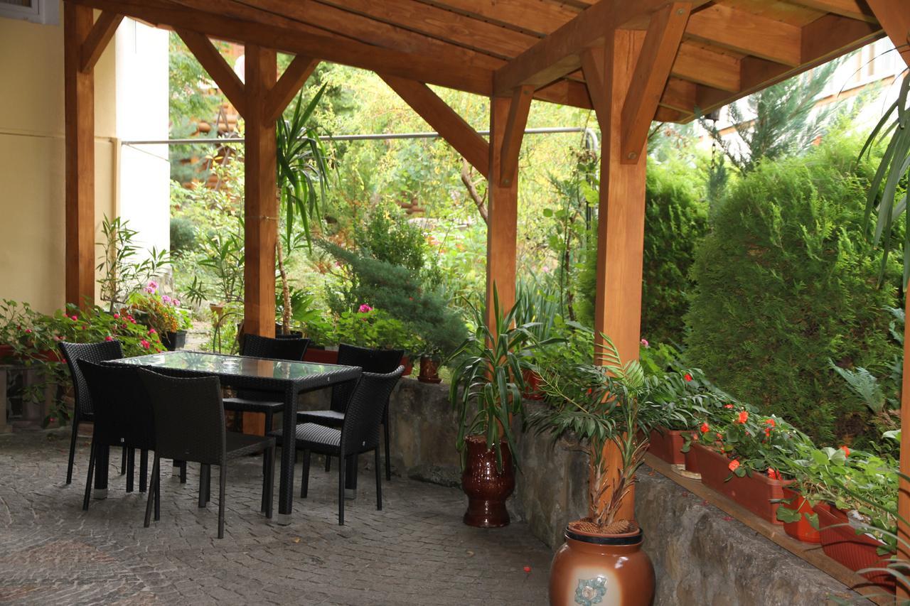 Hotel Radiola Yaremche Exterior foto